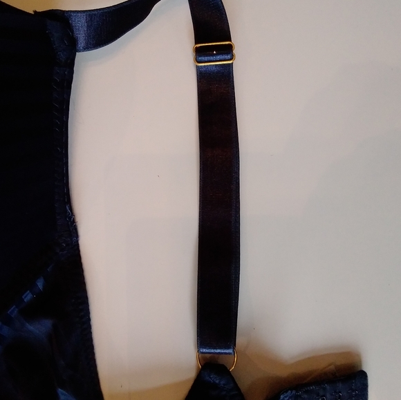 Bra Intimates Sexy Smooth Medium Padded size 38C - Picture 7 of 13